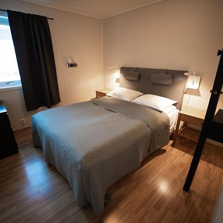 Forde Gjestehus Og Camping ภายนอก รูปภาพ