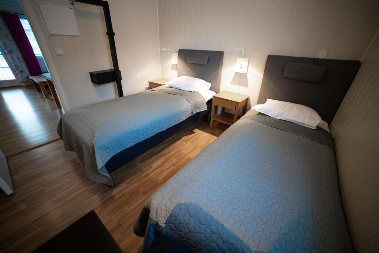 Forde Gjestehus Og Camping ภายนอก รูปภาพ
