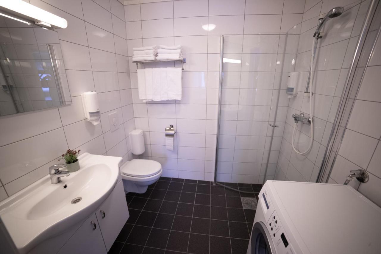 Forde Gjestehus Og Camping ภายนอก รูปภาพ