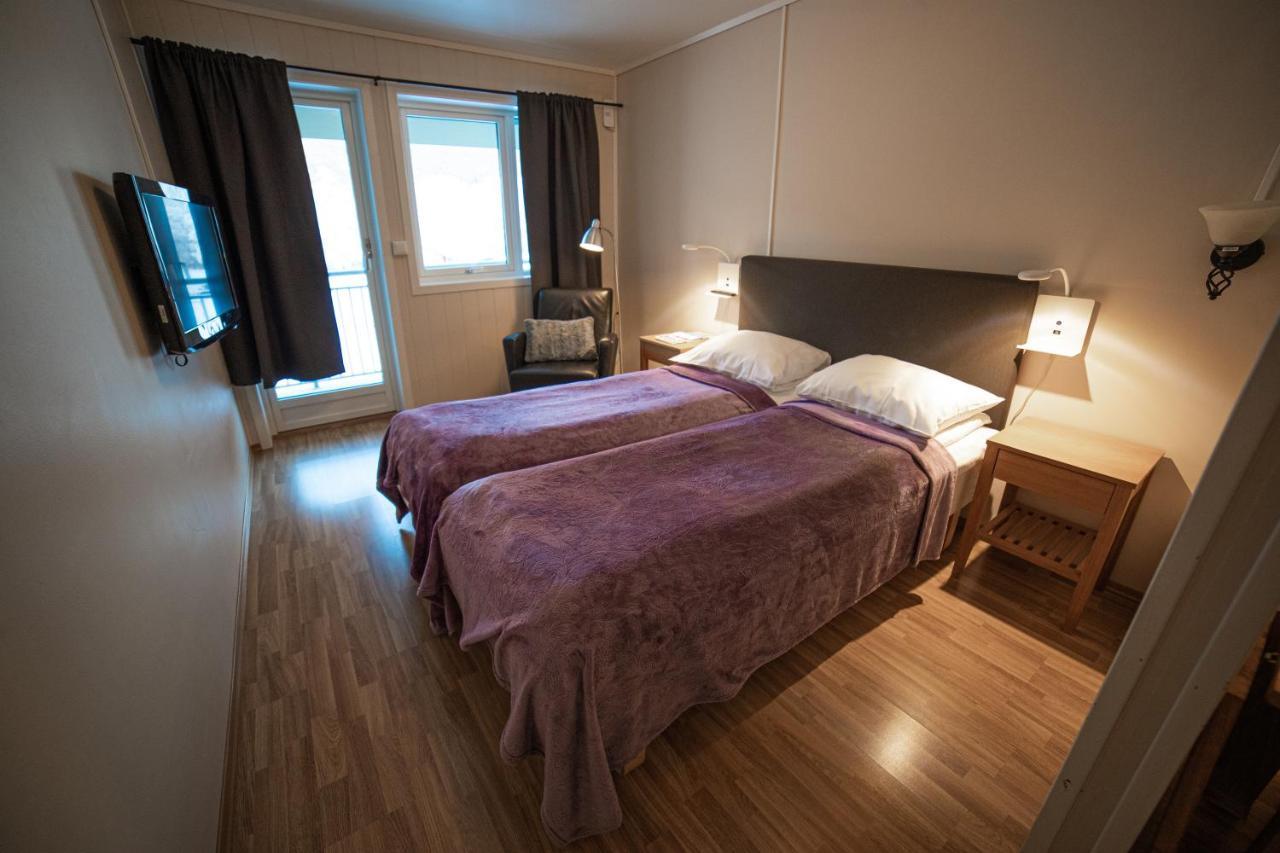 Forde Gjestehus Og Camping ภายนอก รูปภาพ