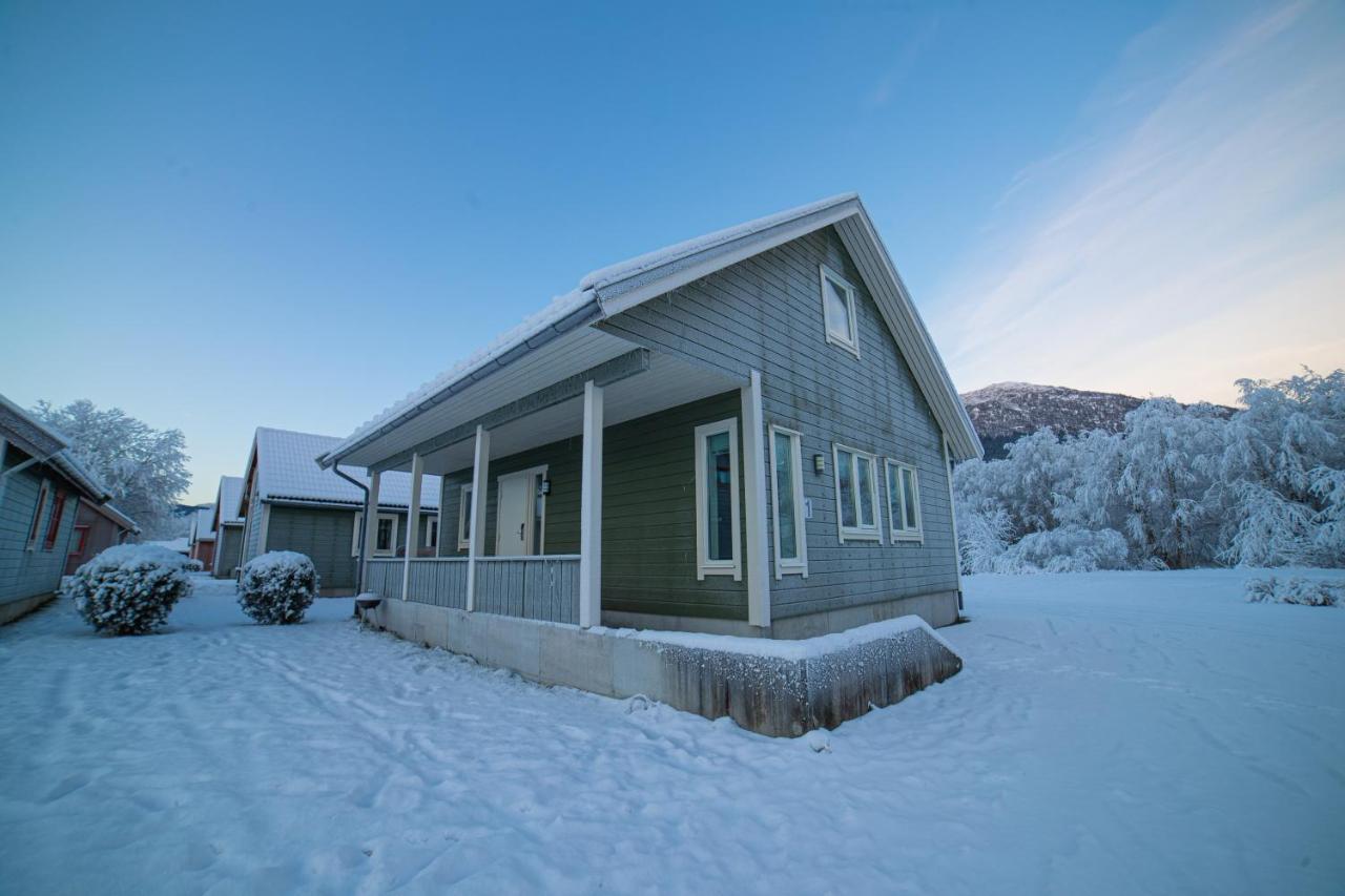 Forde Gjestehus Og Camping ภายนอก รูปภาพ