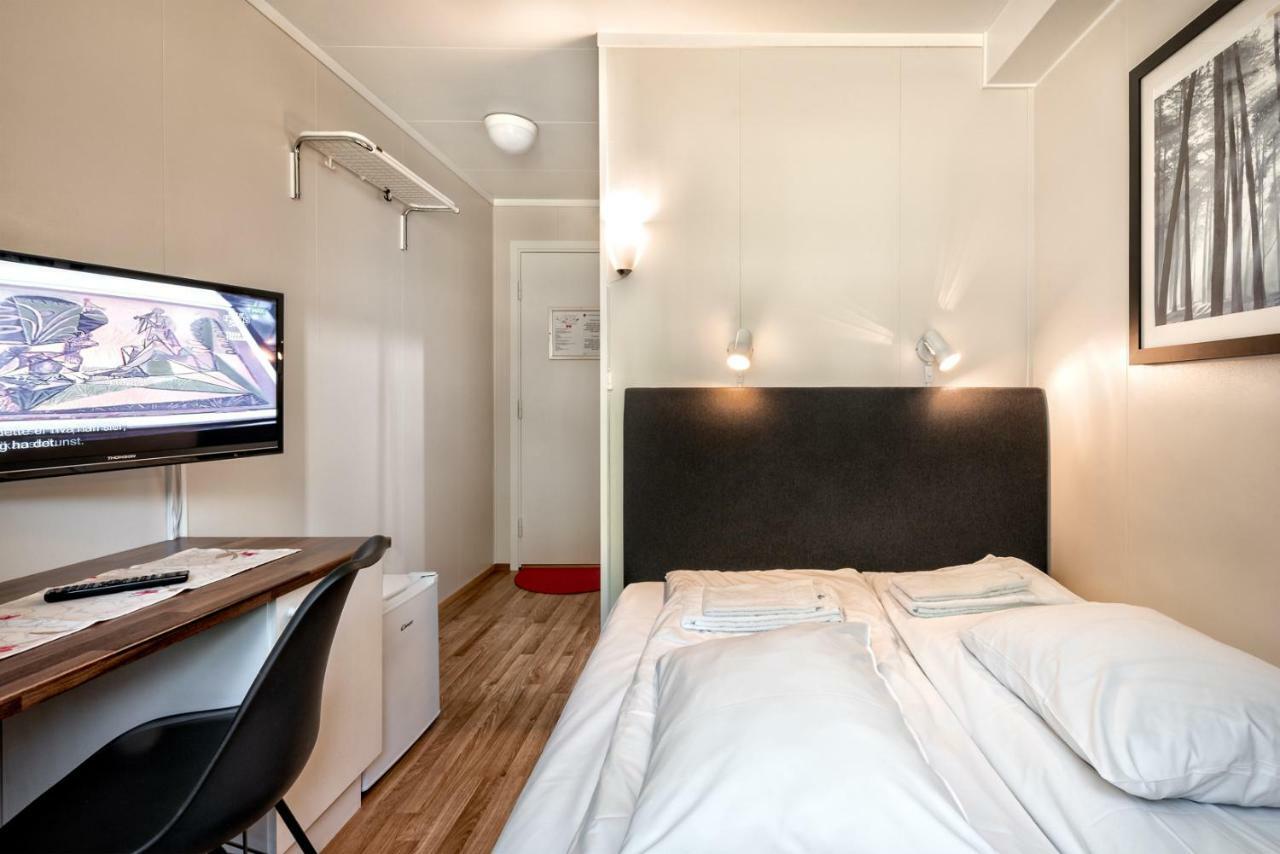 Forde Gjestehus Og Camping ภายนอก รูปภาพ
